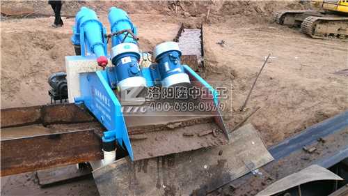 LZ550雙泵型細沙回收機試機效果圖1 LZ550雙泵型細沙回收機試機效果圖1.jpg