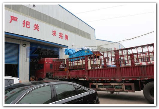 細(xì)沙回收機(jī)發(fā)貨現(xiàn)場(chǎng)